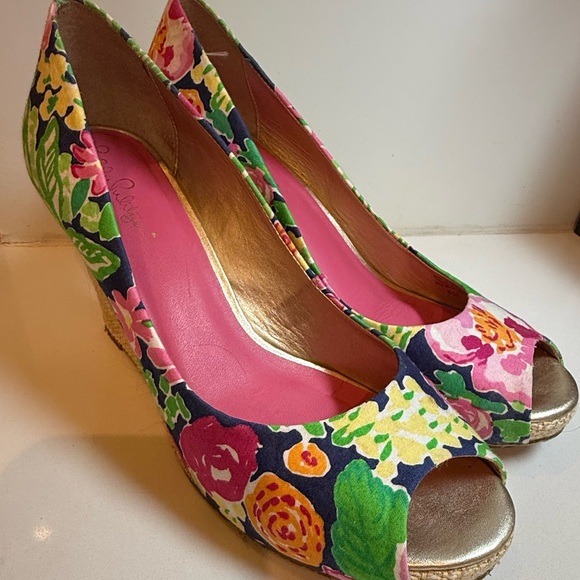 Lilly Pulitzer Floral Wedge Peep-Toe Shoes - Picture 7 of 11